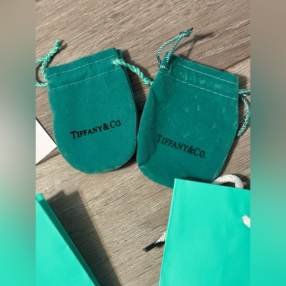 Listing for @netsy11 Tiffany and co. Box bags and dust bags - Picture 2 of 4